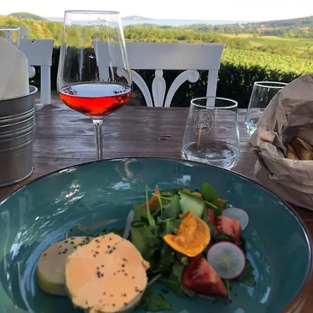 Alpha Hébergement de vacances *